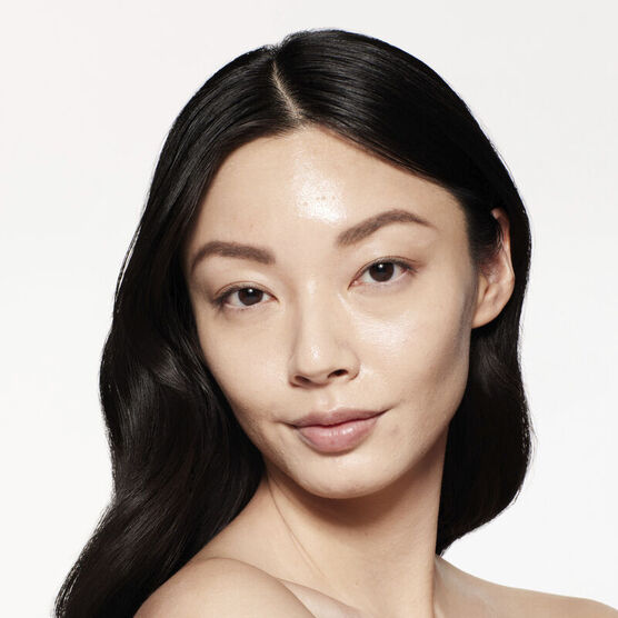 REVITALESSENCE Base l�quida Skin Glow210